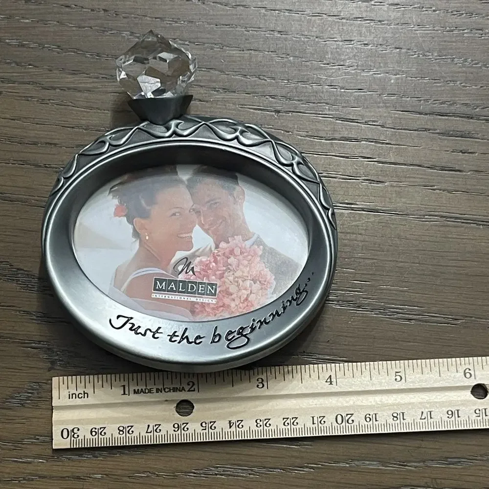 Malden Wedding Ring Picture‎ Frame Silver Tone Tabletop Single Picture Gift Love